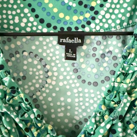 Rafaella Ruffle Front Sleeveless Top in Green and Multi Dot Size L - Picture 3 of 5